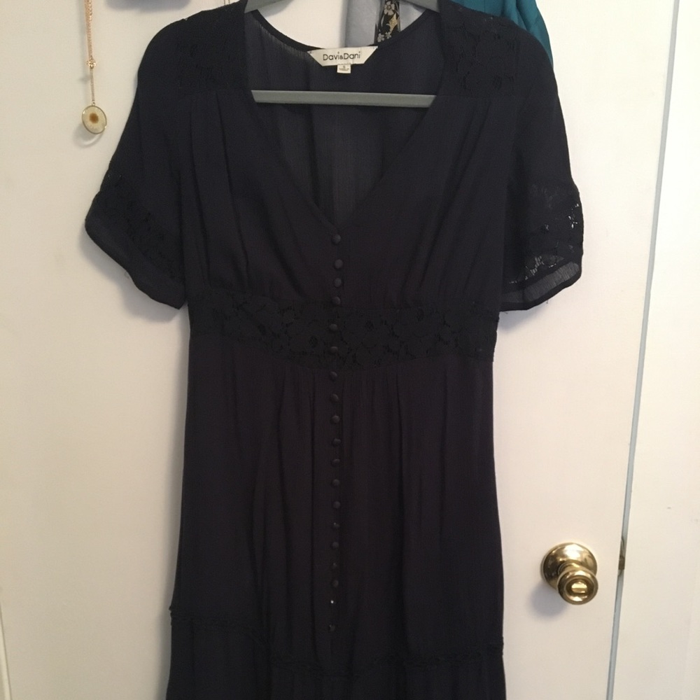 Davi&Dani, flowy dark blue dress, has lace on the shoulder and waist,ankle dress